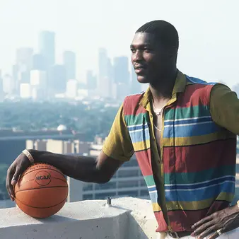 Nothing But Net Worth: How Hakeem Olajuwon Built An Enormous Real Estate Empire Using ZERO Debt
