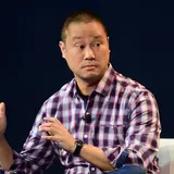 How To Make $450 Million Selling Shoes – The Story Of Tony Hsieh And Zappos