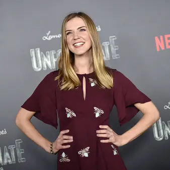 Sara Canning Net Worth