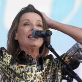 Keren Woodward Net Worth