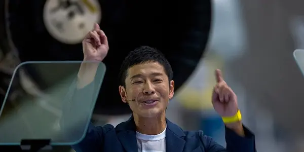 Yusaku Maezawa