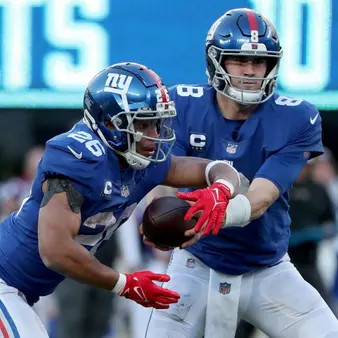 The Giants Are Paying Daniel Jones A Ton Of Money. Saquon Barkley? Not So Much