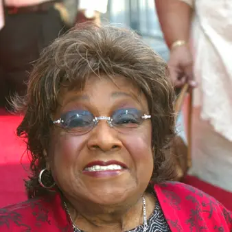 Isabel Sanford Net Worth