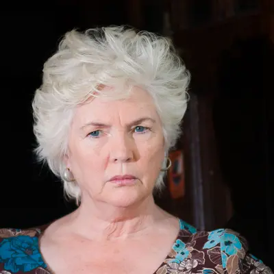 Fionnula Flanagan