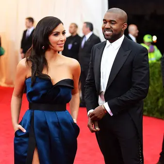 Kanye West Spoiled Kim Kardashian With 150 Christmas Presents