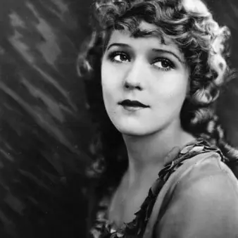 Mary Pickford Net Worth