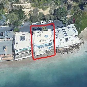 Halle Berry Seeks $18 Million For Malibu Beach Mansion