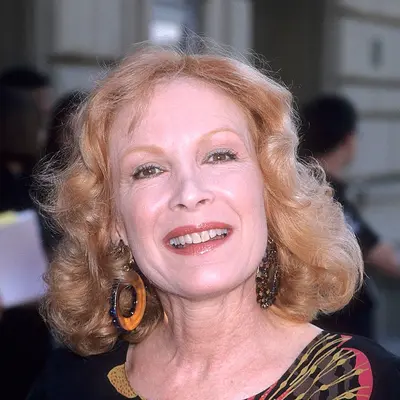 Linda Kaye Henning