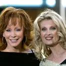 Linda Davis