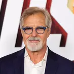 Henry Czerny Net Worth