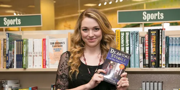 Jennifer Stone
