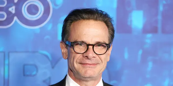 Peter Scolari