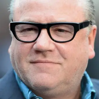 Ray Winstone Net Worth