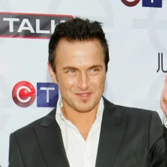 Colin James Net Worth