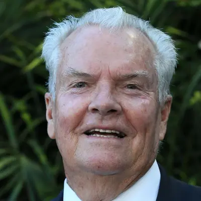 Peter Jason