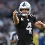 Derek Carr Just Signed An Extension Worth More Than $40 Million Per Season