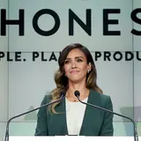 Jessica Alba Is Officially Worth A Small Fortune After The Honest Company Finally Goes Public