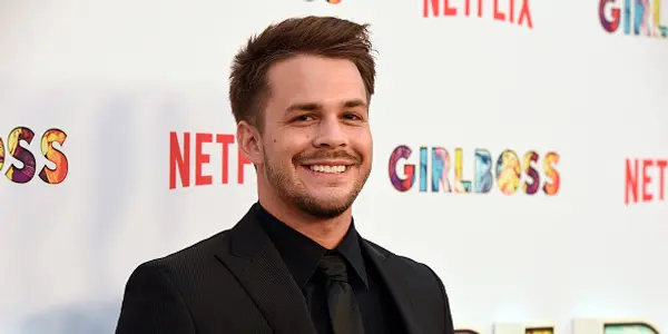 Johnny Simmons