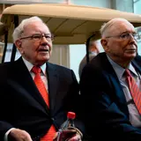 Warren Buffet Had A Direct Hand In Making His Right Hand Man, Charlie Munger, A Billionaire