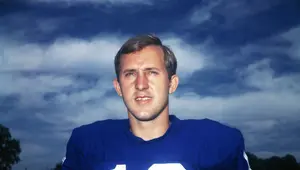 Fran Tarkenton Made Just $1.2 Million In The NFL. Today He's The Richest NFL Player In The World And One Of Apple's Largest Shareholders