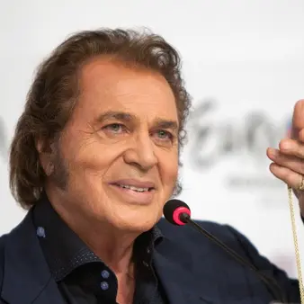 Engelbert Humperdinck Net Worth | Celebrity Net Worth