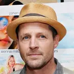 Tim Guinee Net Worth