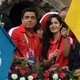 Indian Billionaire Pledges To End Poverty In His Country