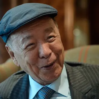 Lui Che Woo Net Worth