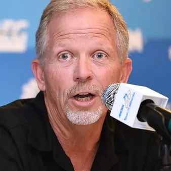 Bob Stapleton Net Worth