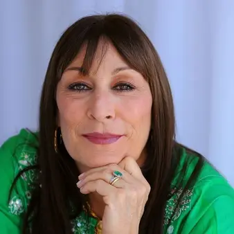 Anjelica Huston Net Worth