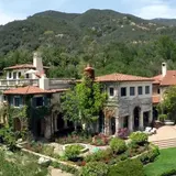 Oprah Winfrey Pays $6.85 Million For Neighbor Jeff Bridges's Ranch