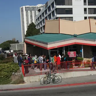 At 16 Dawn Lafreeda Started Waiting Tables At Denny's, Today She Owns 75 Locations.