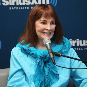 Five Families Who've Lost Massive Fortunes