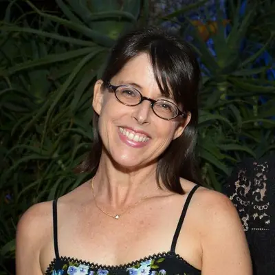 Lara Jill Miller