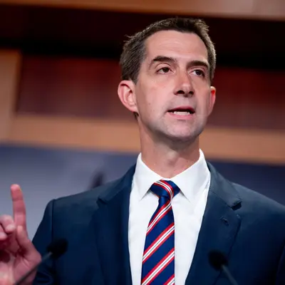 Tom Cotton