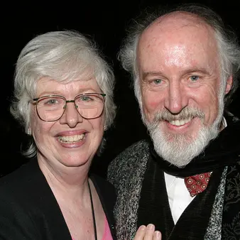 Polly Holliday Net Worth