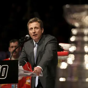 Mike Vernon Net Worth