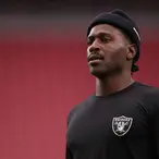 Antonio Brown's Phone May Have Stopped Him From Getting $30 Million