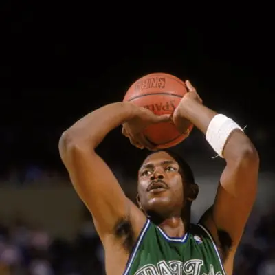 Mark Aguirre