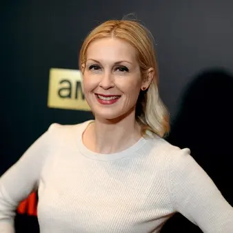 Kelly Rutherford Net Worth | Celebrity Net Worth
