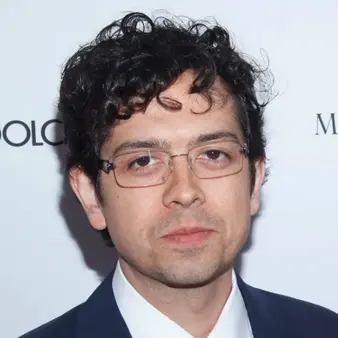 Geoffrey Arend Net Worth