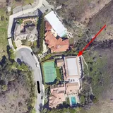 Were The Los Angeles Lakers Secretly Practicing On A Staples Center Replica Court?