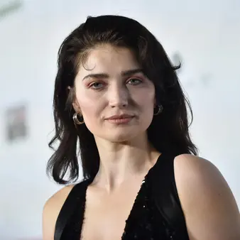 Eve Hewson Net Worth