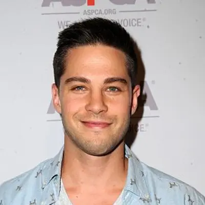 Dean Geyer