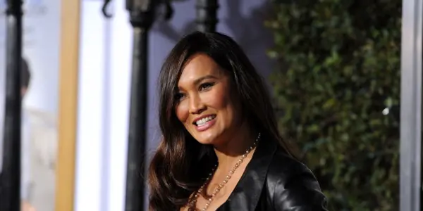 Tia Carrere