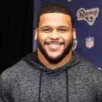 NFL Player Who Just Got $87 Million Guaranteed Tells Parents Its Time For Them To Retire