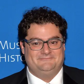 Bobby Moynihan Net Worth