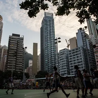 Rags To Riches Chinese Tycoon Surprises The Poor People Of His Childhood Village With An Amazing Gift