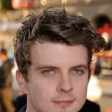 Erik Knudsen Net Worth