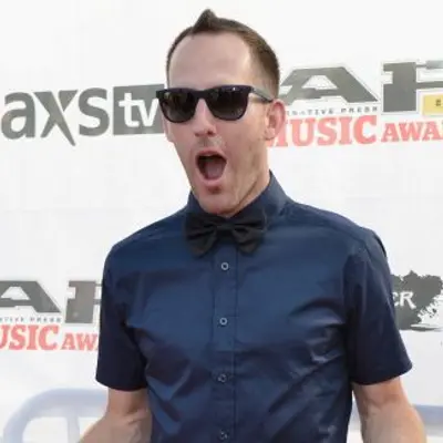 Chuck Comeau